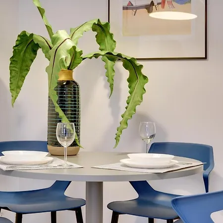 Lion - Chopina 29 With Parking 5 Min From The And Center *