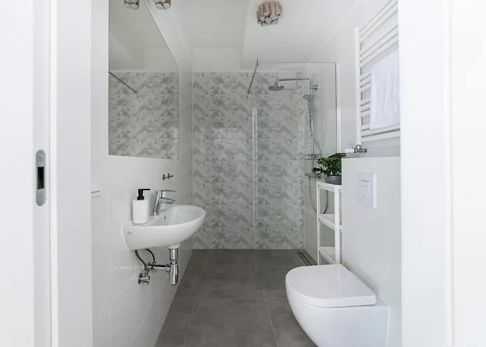 Lion - Chopina 29 With Parking 5 Min From The And Center