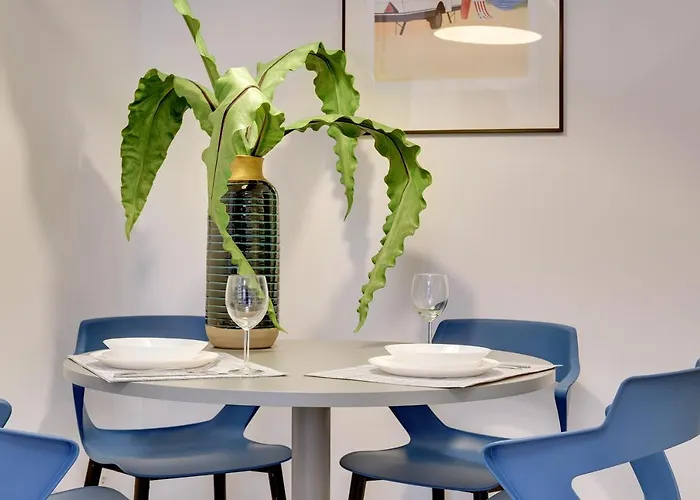 Lion - Chopina 29 With Parking 5 Min From The And Center *